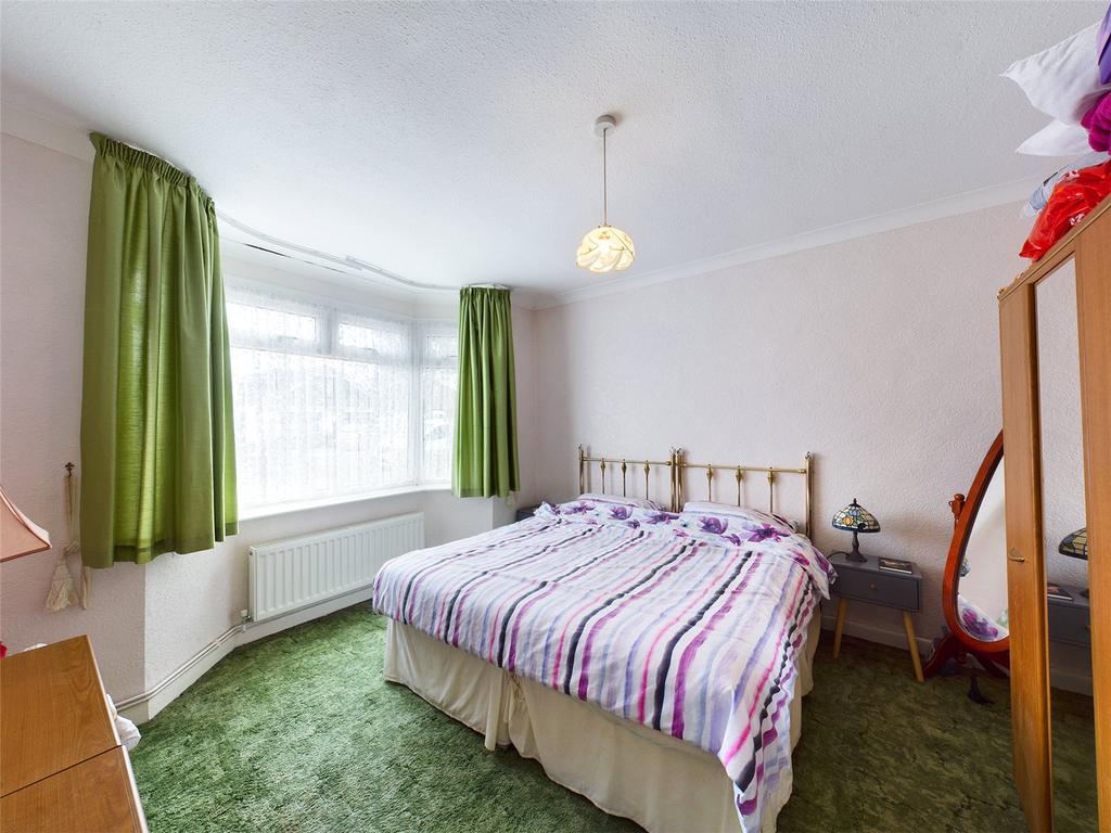 Lingwood Avenue, Christchurch... 3 bed bungalow £580,000