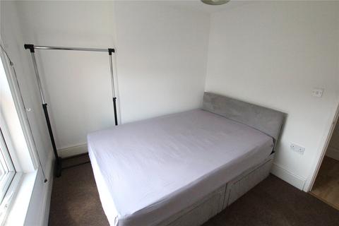 2 bedroom apartment to rent, Wellington Street, Gloucester, GL1