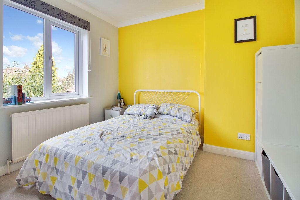 Bedroom 2 (Double)