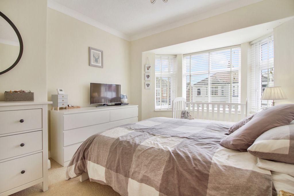 Bedroom 1 (Double)