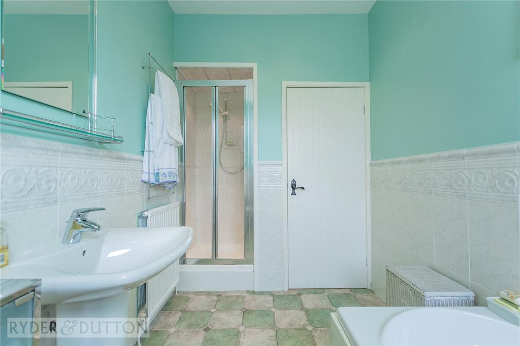 Family Bathroom: