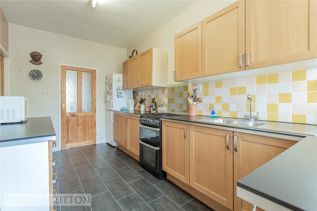 Fitted Kitchen: