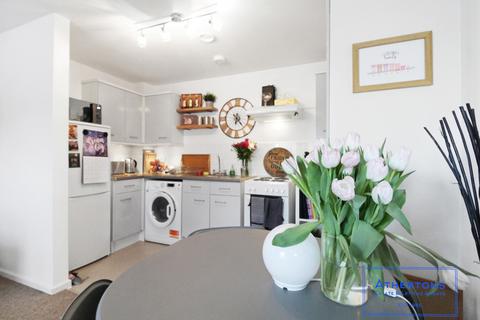 6 Tregonwell Close, Bournemouth, BH2 5AE