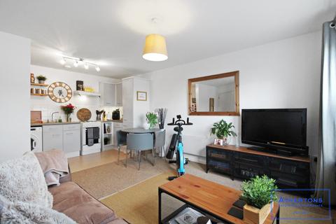 6 Tregonwell Close, Bournemouth, BH2 5AE