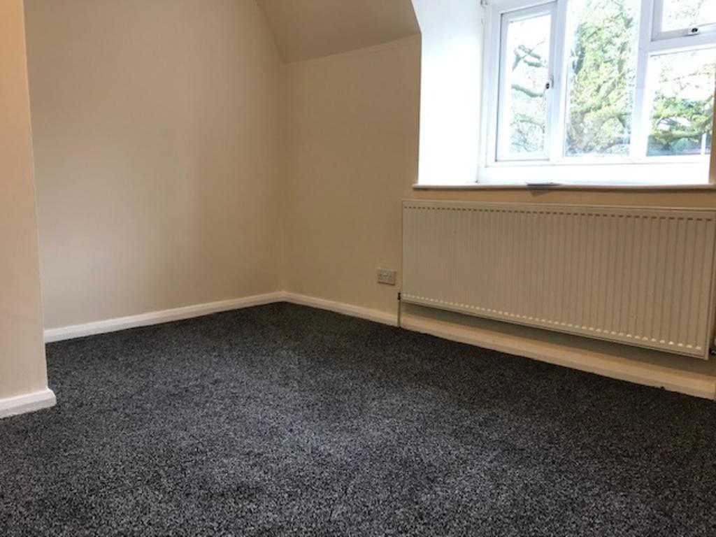 Crossways Court, College Road 1 bed flat £575 pcm (£133 pw)