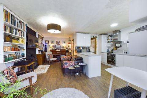 12 Chestnut Rise, Bar Hill, Cambridge, CB23 8TF