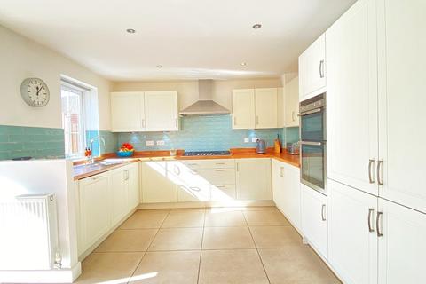 29 Chestnut Drive, Knaresborough, HG5 0UF