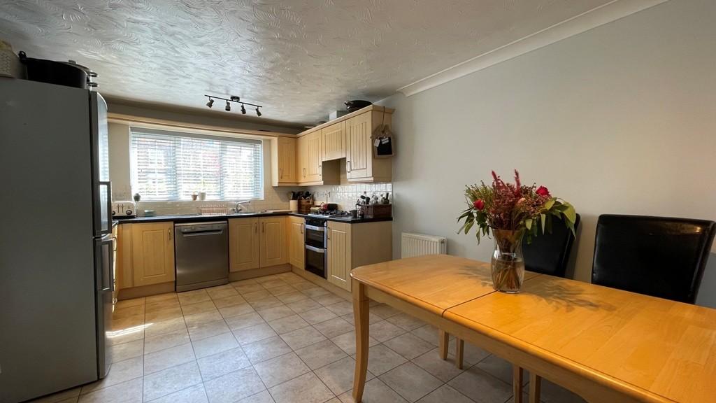 Welland Place, Ely 3 bed end of terrace house £359,950