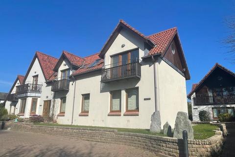 2 bedroom semi-detached house to rent, Cammo Walk, Cammo, Edinburgh, EH4