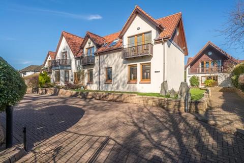 2 bedroom semi-detached house to rent, Cammo Walk, Cammo, Edinburgh, EH4