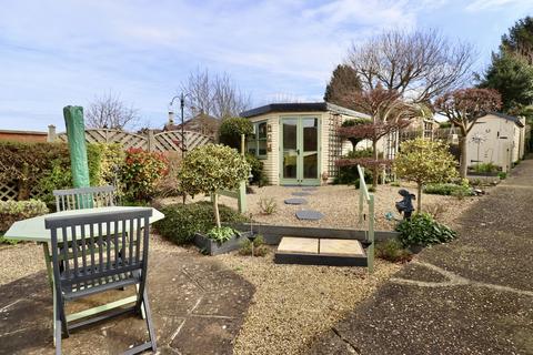 6 Back Lane, Leadenham, Lincoln, LN5 0PW