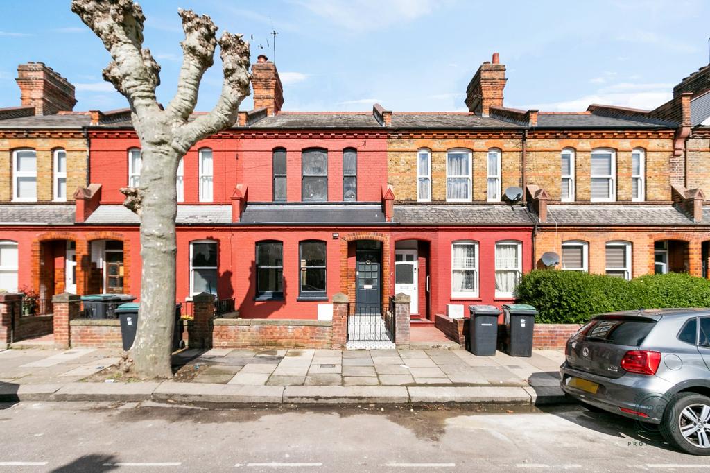 Lymington Avenue, London, N22 3 bed terraced house £775,000