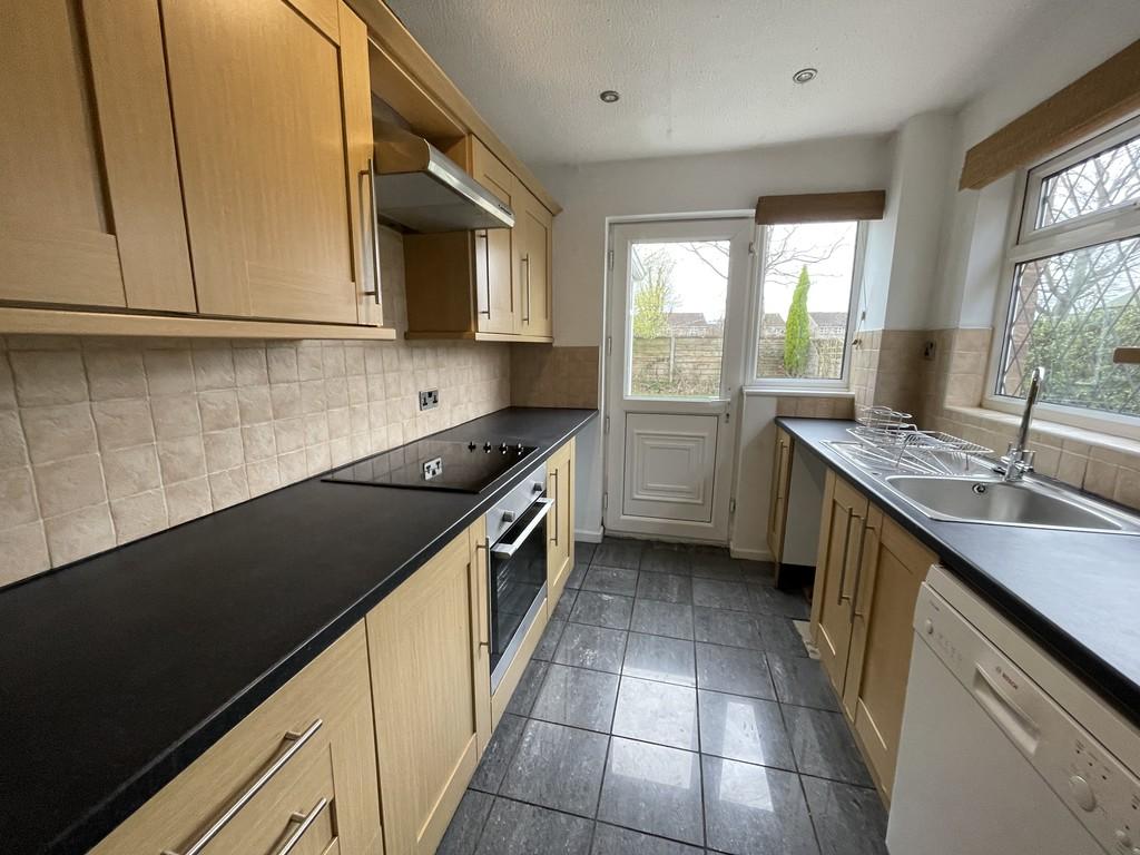 Totnes Avenue, Bramhall, Stockport 3 bed semidetached house £1,295 pcm (£299 pw)