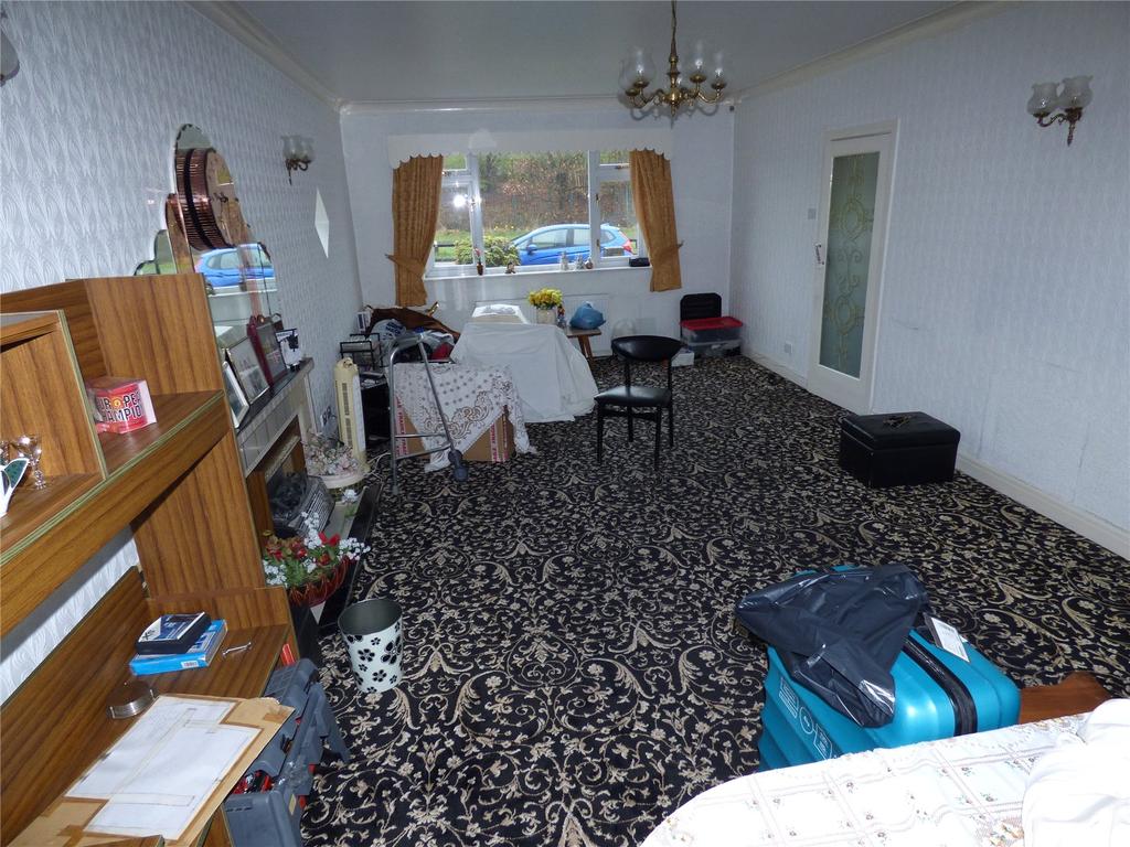 Lounge/ Dining Room