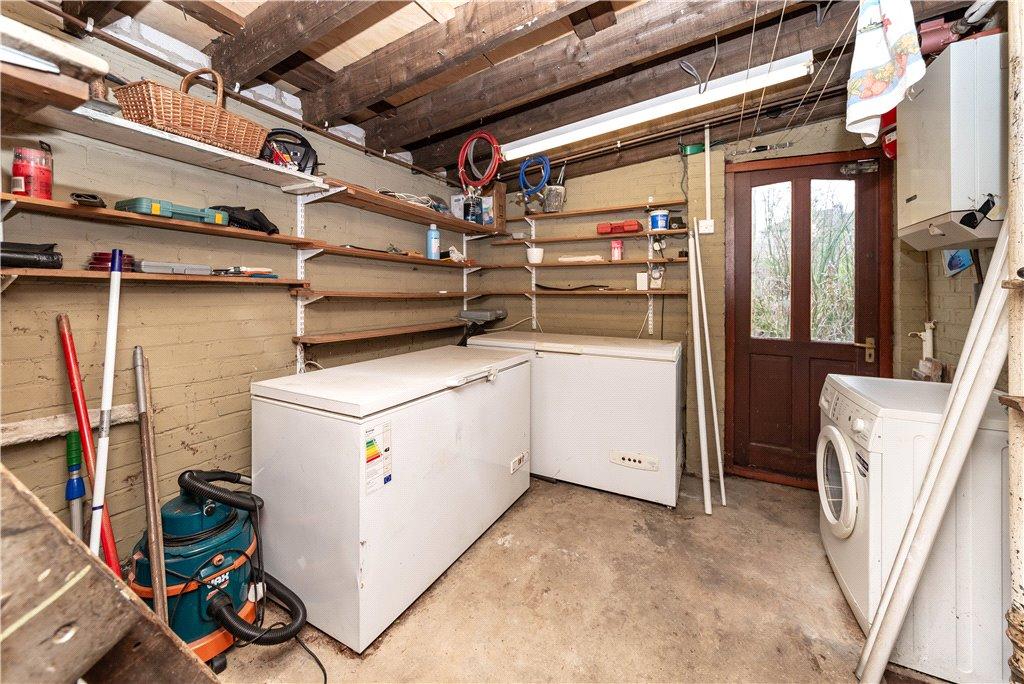 Garage/Utility