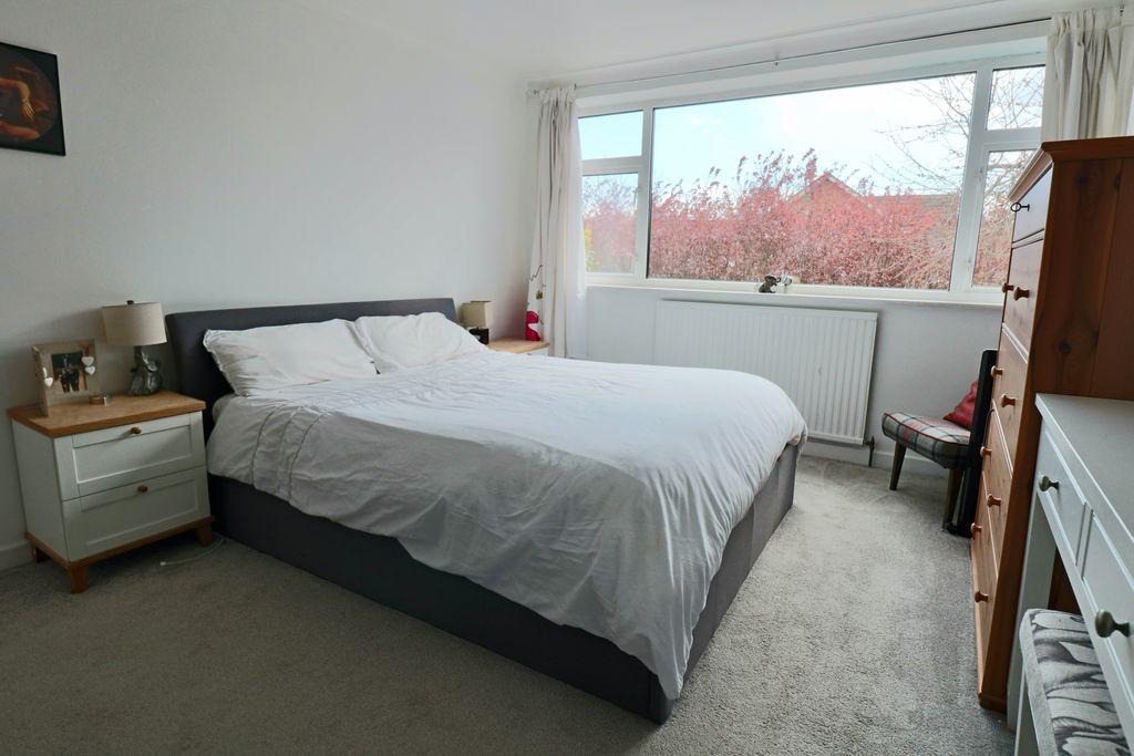 Bedroom 1 (Double)