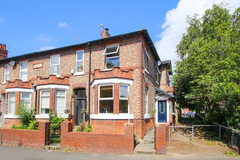 Carrington Road, Flixton, Manchester, M41 3 bed end of terrace house