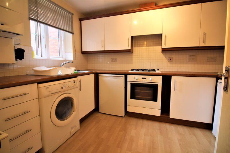Thunderbolt Way, Tipton 1 bed apartment £550 pcm (£127 pw)