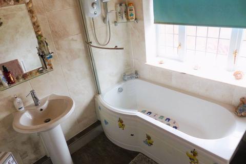 48 Kinross Crescent, Birmingham, B43 7PX