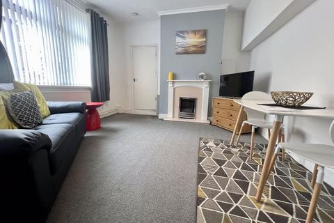 1 bedroom in a house share to rent, Whitehall Road, Gateshead NE8