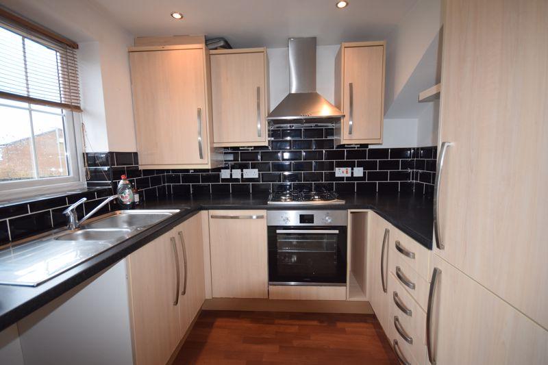 Birch View, Wardle OL12 9PZ 3 bed terraced house - £160,000