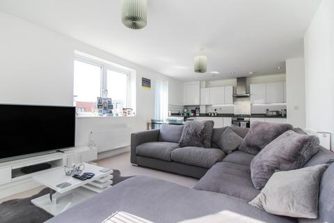 Flat 18, 3 Elvian Close, Reading, RG30 3FP