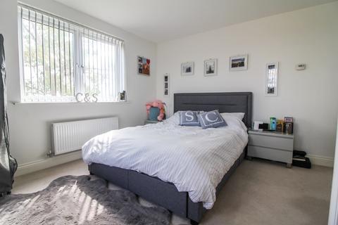 Flat 18, 3 Elvian Close, Reading, RG30 3FP