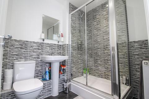 Flat 18, 3 Elvian Close, Reading, RG30 3FP