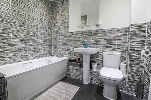 Flat 18, 3 Elvian Close, Reading, RG30 3FP