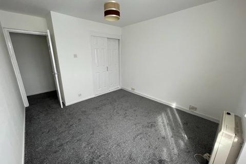 2 bedroom apartment to rent, St. Just Place, Newcastle upon Tyne.  NE5 3XG