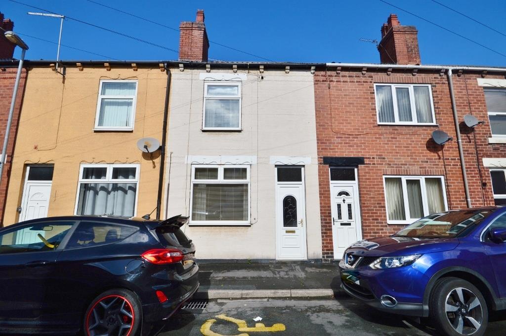 Hugh Street, Castleford 2 bed terraced house £105,000