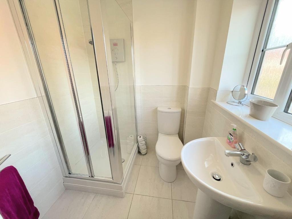 En suite shower room
