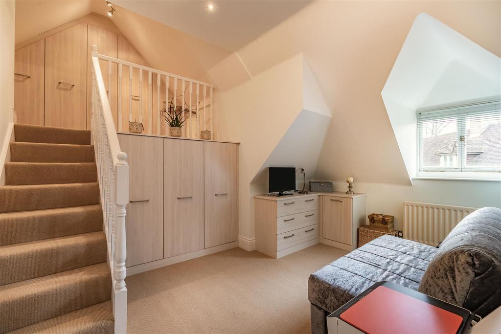 8497090-interior16.jpg