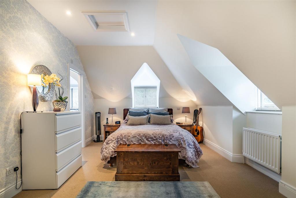 8497090-interior21.jpg