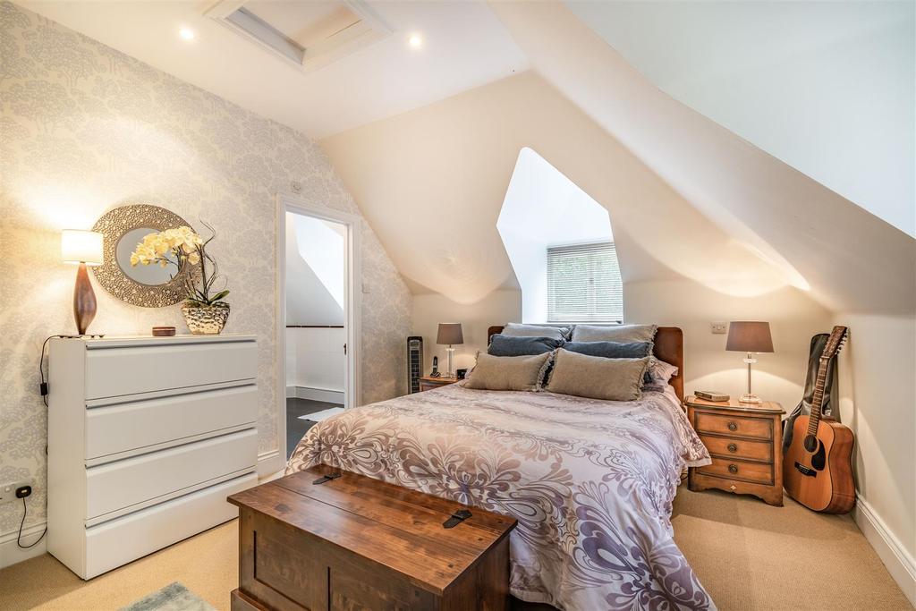 8497090-interior22.jpg