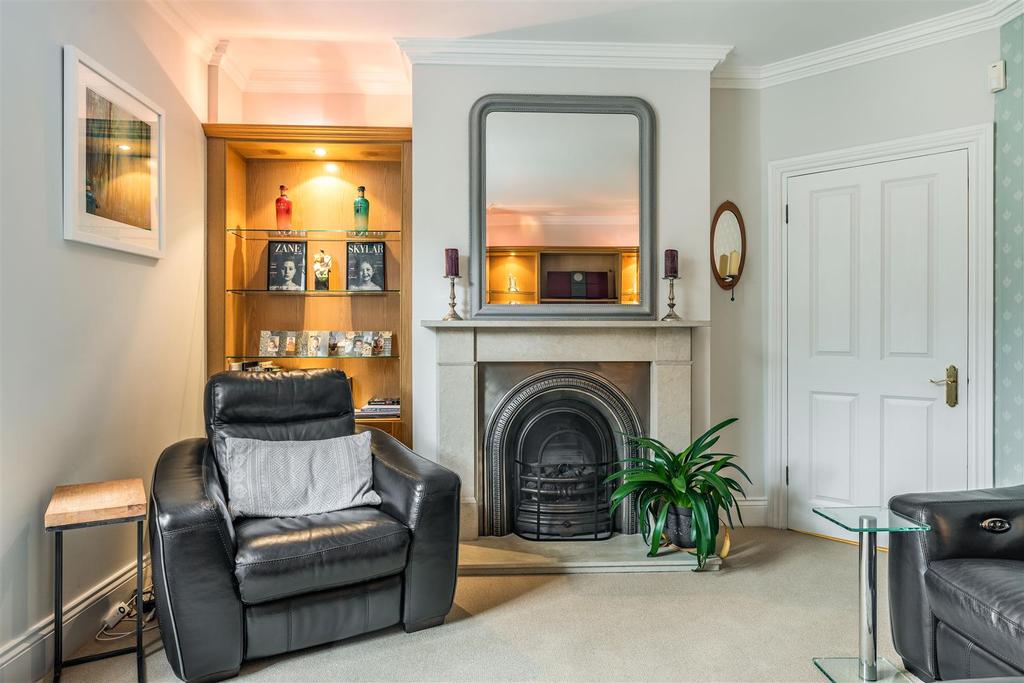8497090-interior09.jpg