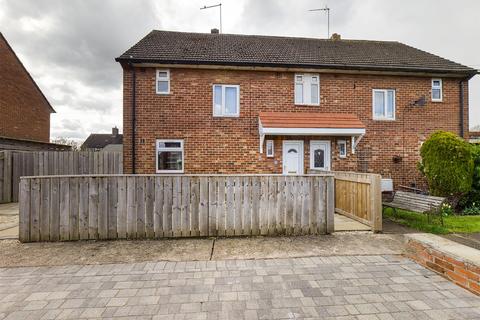 3 bedroom semi-detached house for sale - Shipton Crescent, Leconfield, Beverley