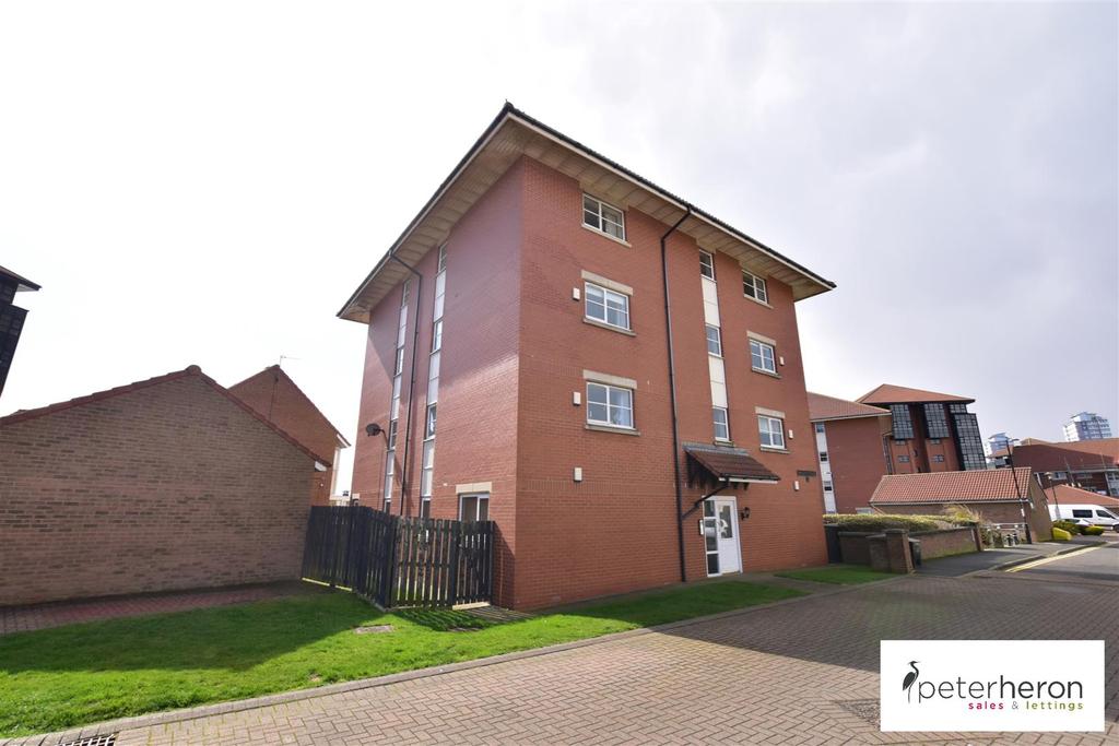 Hallgarth Court, North Haven, Sunderland 2 bed apartment £700 pcm (£