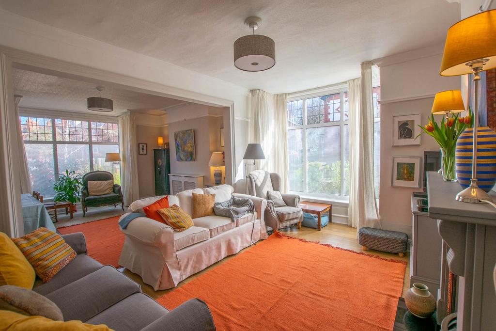 Panton Road, Hoole, Chester 4 bed terraced house £450,000