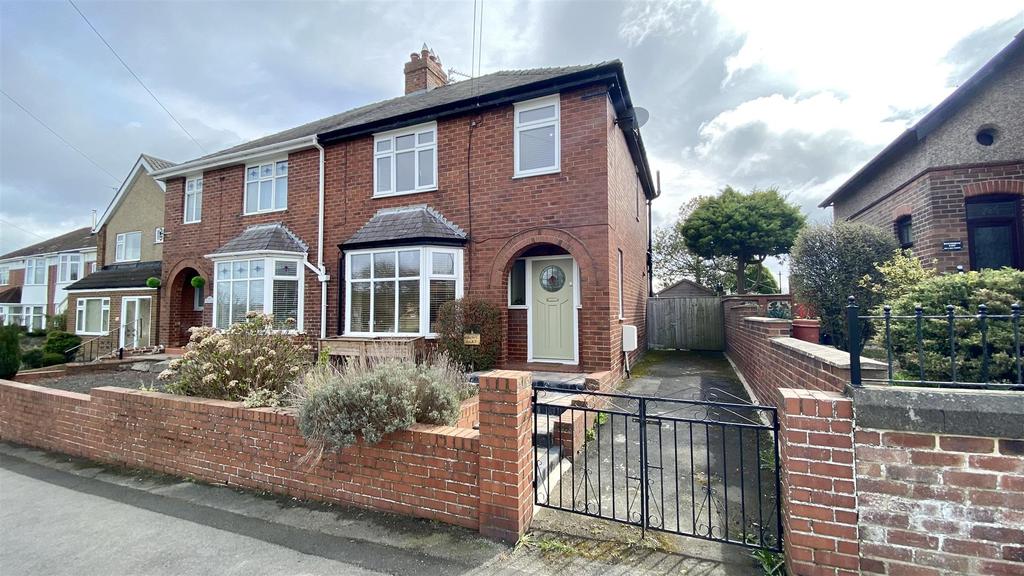 Grove Rake, Lobley Hill, Meadowfield, Durham 3 bed semidetached house