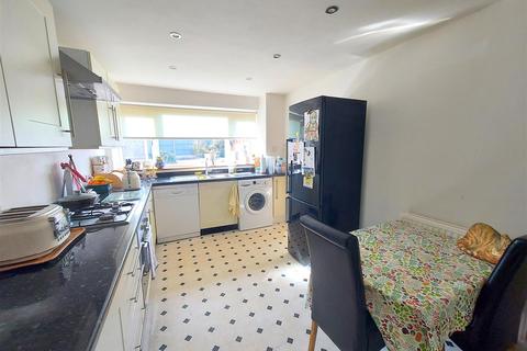 26 Cherry Tree Walk, Stourport-on-severn, DY13 0JT