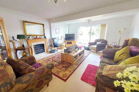 26 Cherry Tree Walk, Stourport-on-severn, DY13 0JT