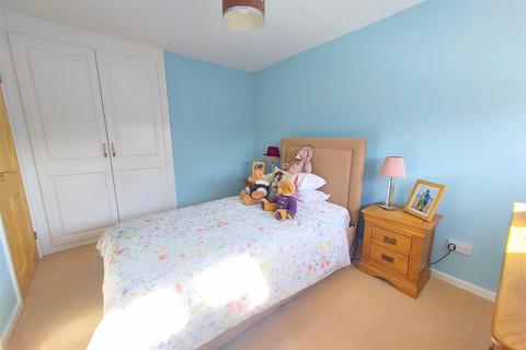 26 Cherry Tree Walk, Stourport-on-severn, DY13 0JT