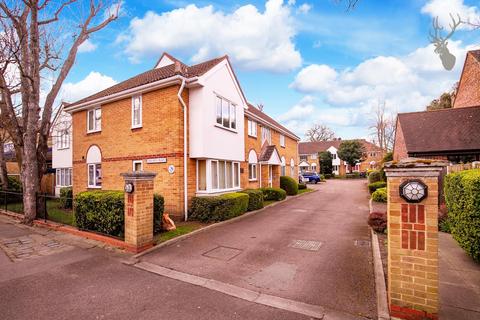 10 Old Mill Place, Romford, RM7 9QF