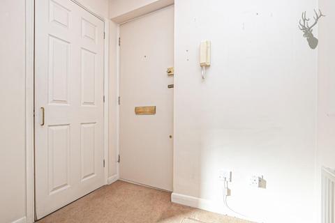 10 Old Mill Place, Romford, RM7 9QF