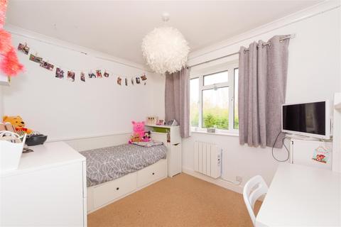 22 Stanton Close, Epsom, KT19 9NP