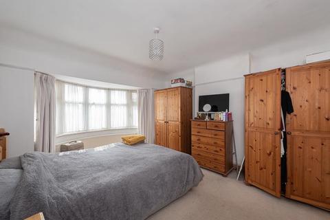 60 Fairfield Way, Epsom, KT19 0EF