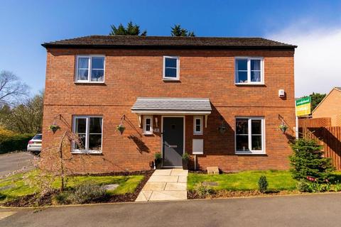 8 Bramble Close, Northampton, NN3 9GF