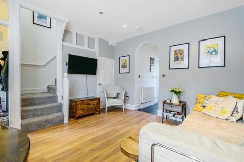 111 Cline Road, Guildford, GU1 3ND