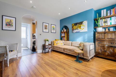 111 Cline Road, Guildford, GU1 3ND